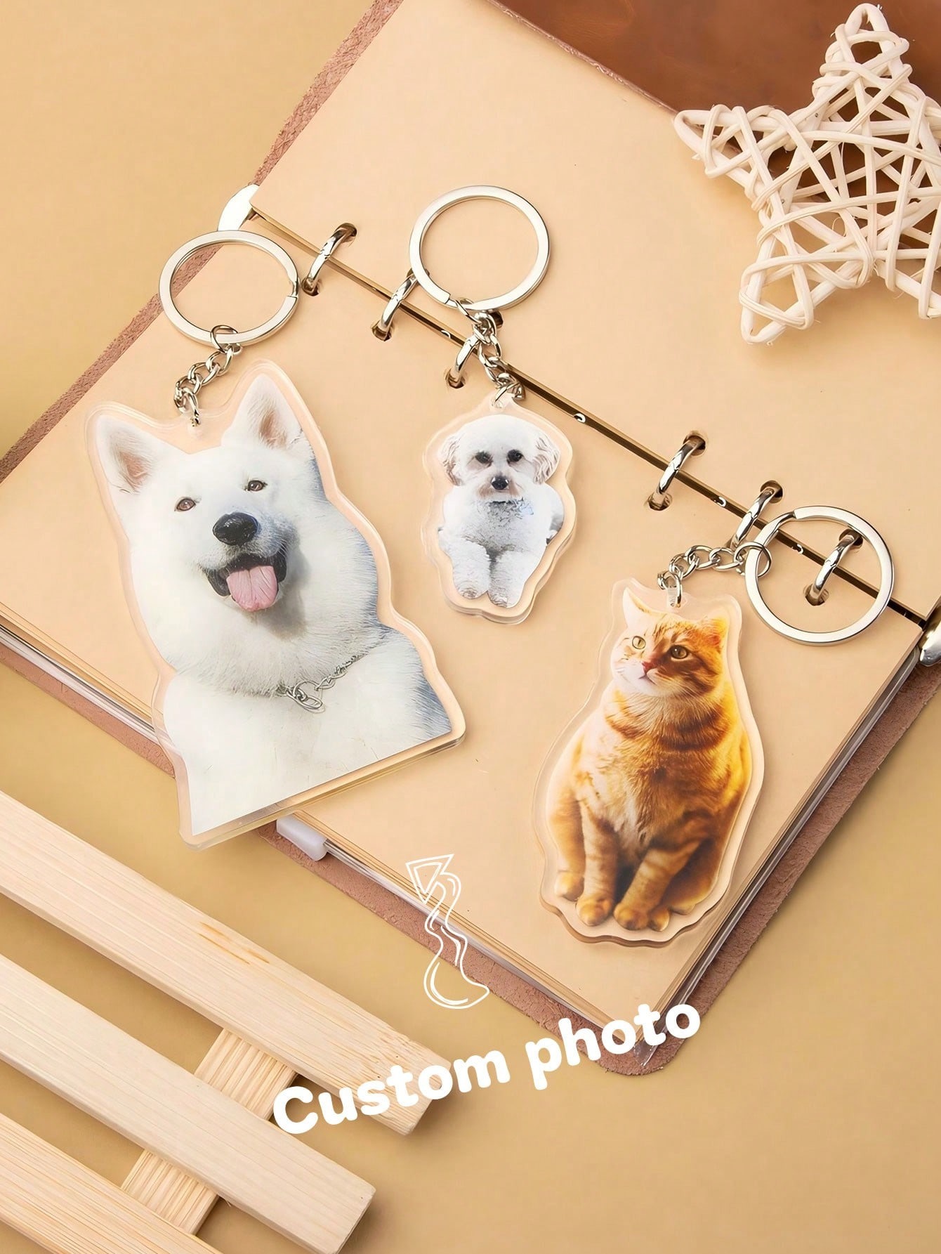 Custom-Cut Acrylic Photo Keychains Acrylic Decorative Pendants